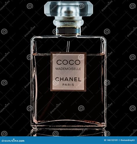 chanelle perfume bottle.